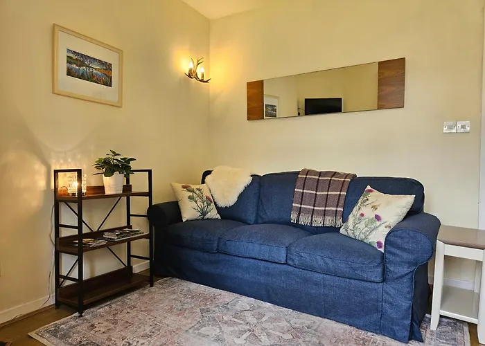 Cosy Peaceful One-Bedroom Cottage In Pitlochry